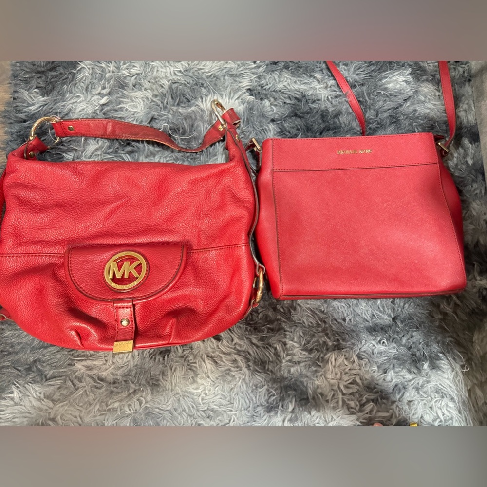 Michael Kors bag bundle of 2 in Red very clean inside